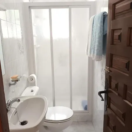 Nueva Pueblo Andaluz Casa Grafton Нерха